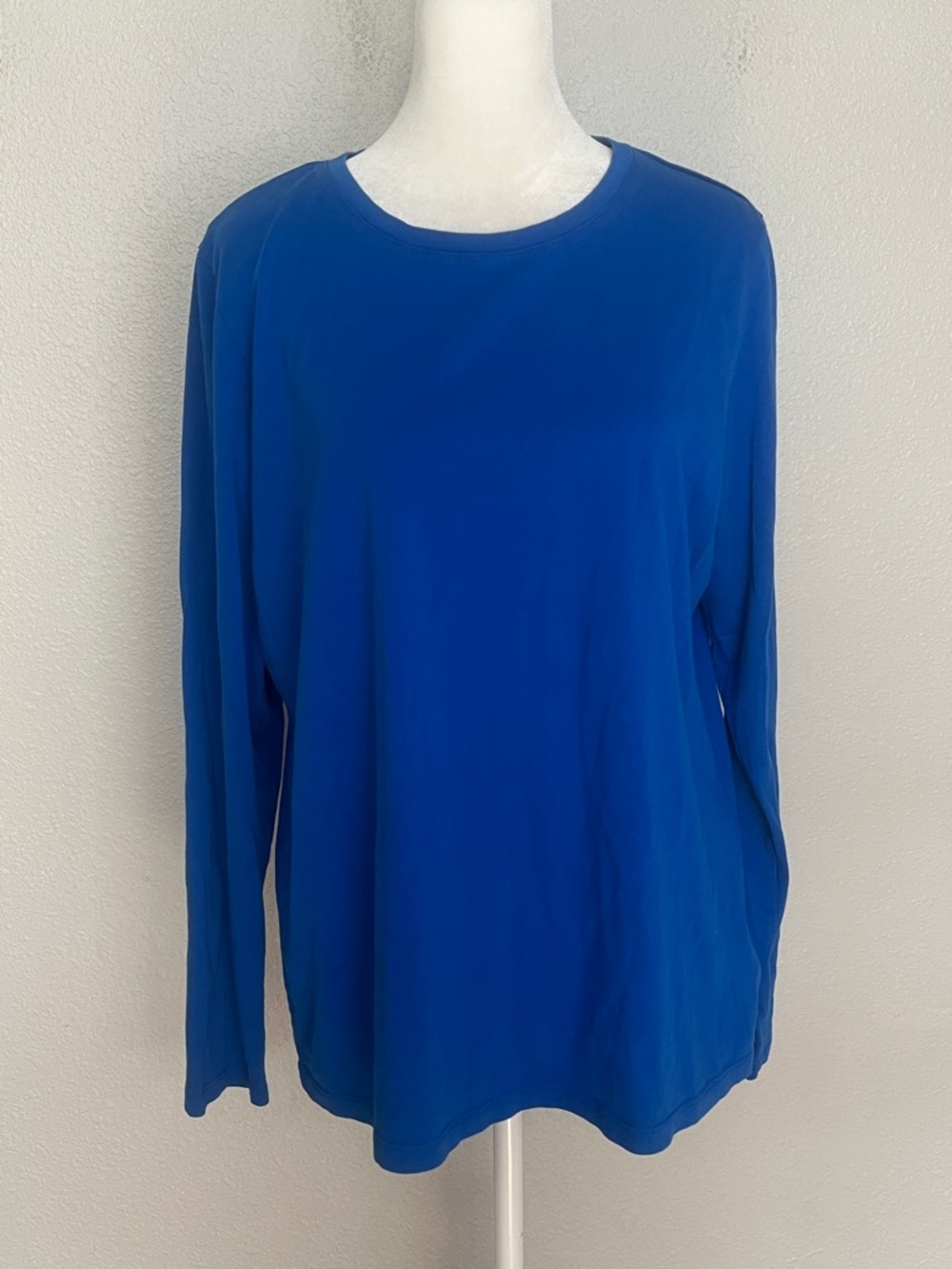 Lands End Long Sleeve Cotton TShirt Blue Size Medium